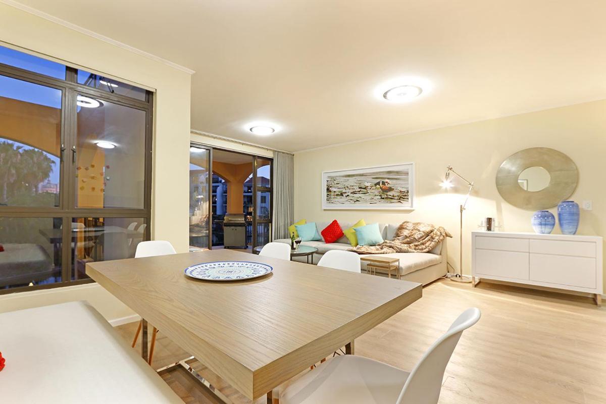 Capri 101 By Hostagents Apartment Cape Town Bagian luar foto